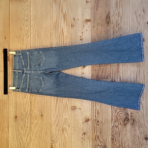 Lovers and Friends Size 23 River Low Rise Flare Jeans NWT - Picture 7 of 9